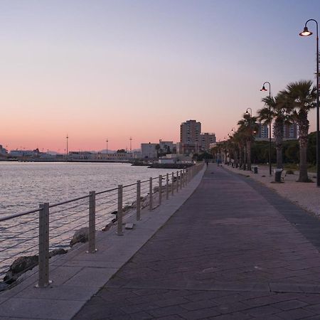 Appartamento Le Scale sul porto . Marina centro storico. AC Cagliari Esterno foto