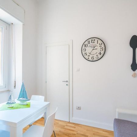 Appartamento Le Scale sul porto . Marina centro storico. AC Cagliari Esterno foto