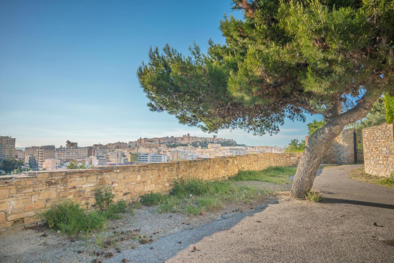 Appartamento Le Scale sul porto . Marina centro storico. AC Cagliari Esterno foto