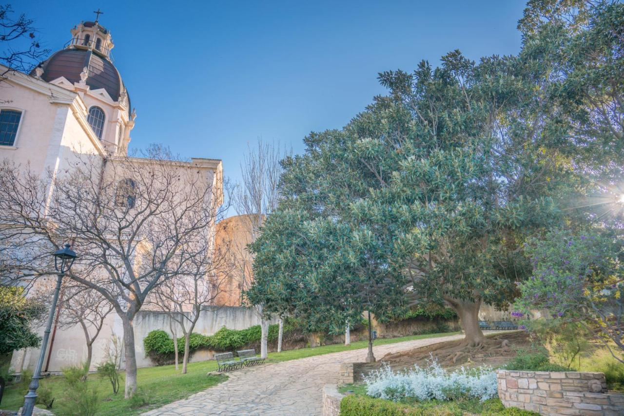 Appartamento Le Scale sul porto . Marina centro storico. AC Cagliari Esterno foto