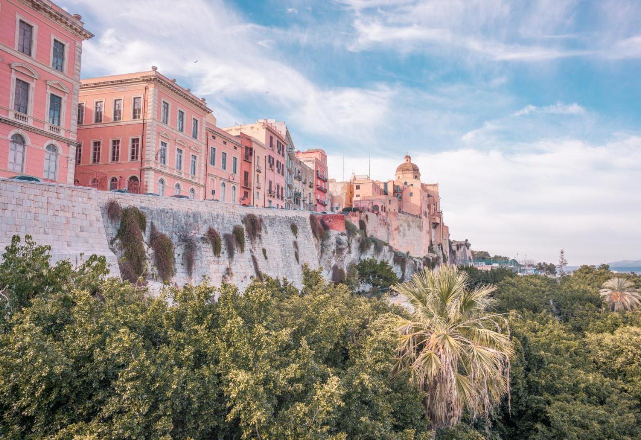 Appartamento Le Scale sul porto . Marina centro storico. AC Cagliari Esterno foto