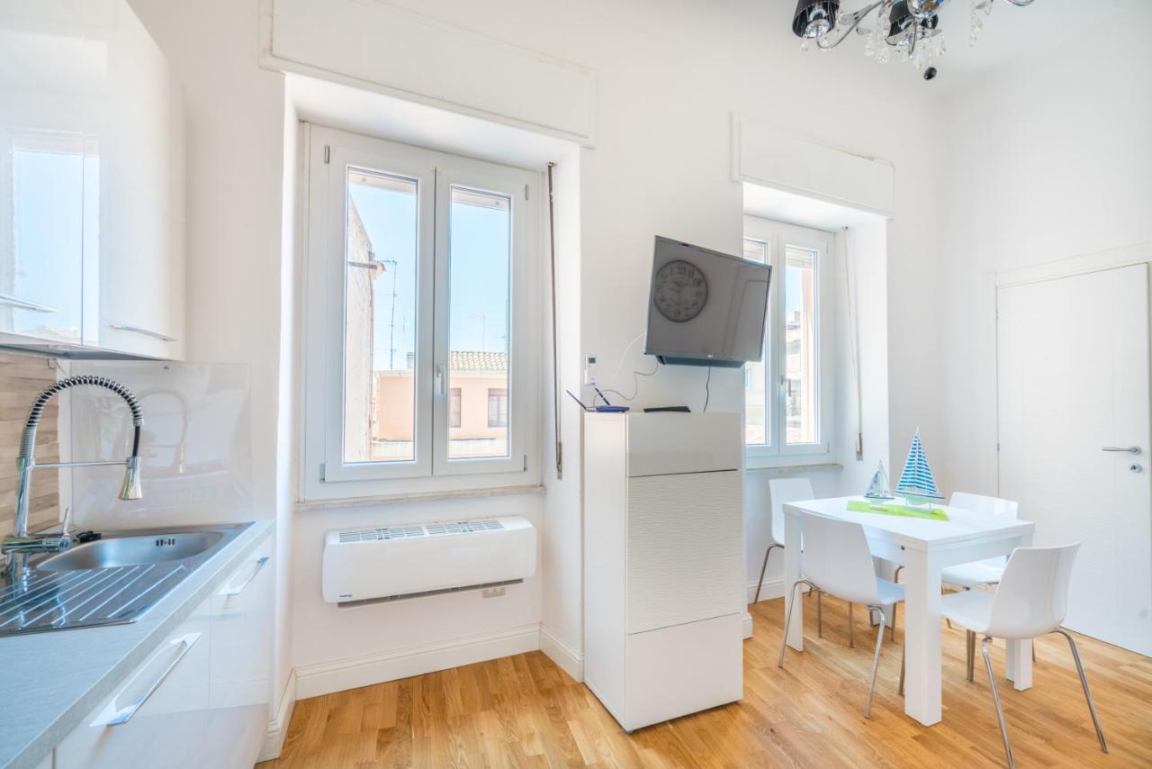 Appartamento Le Scale sul porto . Marina centro storico. AC Cagliari Esterno foto